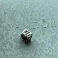 Charm Pandora Laurea