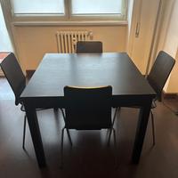 tavolo allungabile e  4 sedie