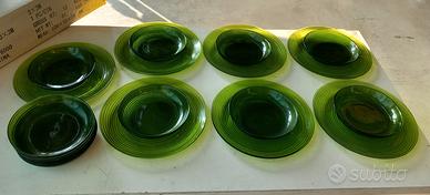 piatti vetro verde 