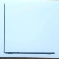 Apple MacBook Air 256Gb chip M4