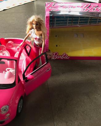 Barbie Fiat 500 decappottabile rosa