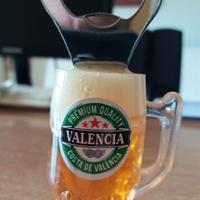 souvenir valencia apribottiglie con magnete €2