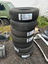 Gomme 195 60 r16 89H