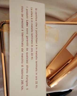 set penna e portachiavi laminato oro 22kt Lalax