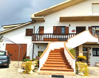 Villa bifamiliare Celano [AZ25001VRG]
