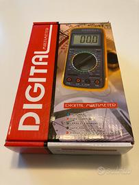 Misuratore di corrente digitale - Digital multimer