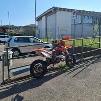 Ktm exc 125 omologato motard