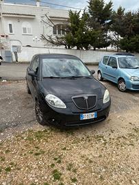 Lancia Ypsilon 1.3 Multijet Momo Design