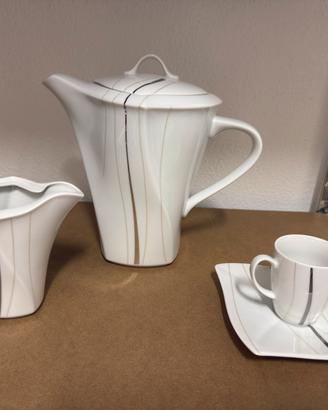 Set completo per the e caffè in fine porcellana