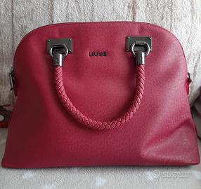 Borsa Liu.jo  e Portafoglio  LONGCHAMP 
