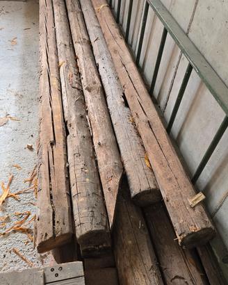travetti in legno