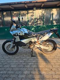 KTM 950 Adventure 