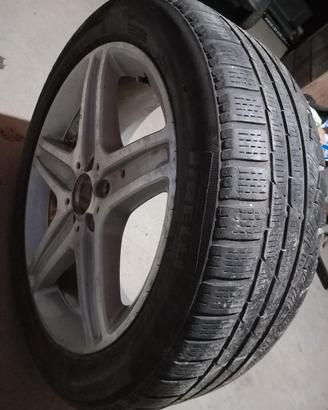 cerchi con gomme Mercedes