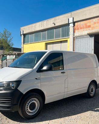 Volkswagen Transporter T5 140CV TDI -2017