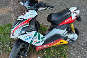 Aprilia SR 50 max Biaggi