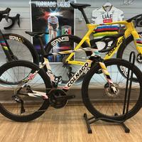 Colnago v4rs colorazione SERIE LIMITATA ZURIGO