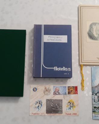 Raccoglitori con 620 francobolli