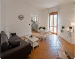 Trilocale-Bagno a Ripoli-con terrazzo