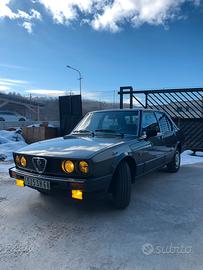 Ricambi Alfa Romeo Alfetta Quadrifoglio Oro