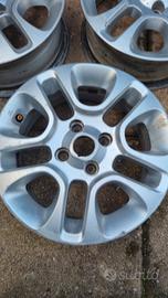 cerchio in lega 14 pollici per panda 