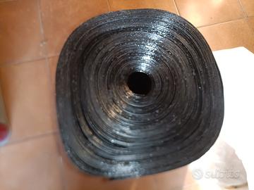 rotolo gomma nera