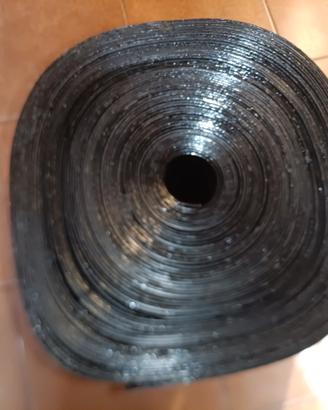 rotolo gomma nera
