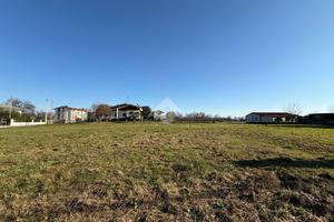 TER. RESIDENZIALE A PAGNACCO