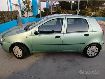 fiat punto 1200 8v.  1000€ Più passaggio