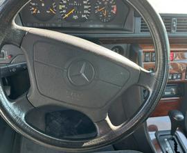 Mercedes e200