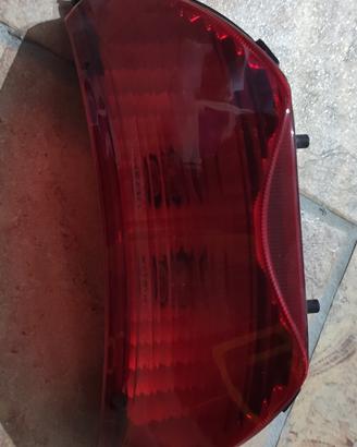 Faro posteriore CBR 600F