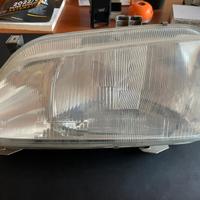 Fanale anteriore sinistro Renault Megane/Scenic