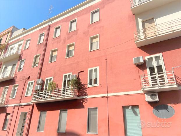 San Benedetto interessante trivano con cortile