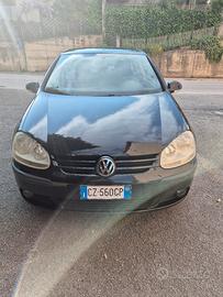 volkswagen golf V 1.9 TDI 