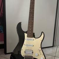 Chitarra elettrica Yamaha EG 112