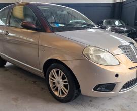 Lancia Ypsilon 1.3 MJT 75 CV Argento