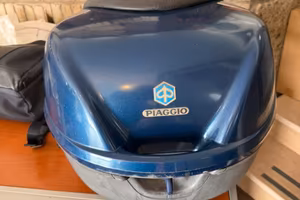Bauletto Piaggio Beverly con piastra