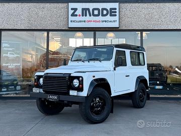 Land Rover Defender 90 2.2 TD4 Station Wagon SE N1