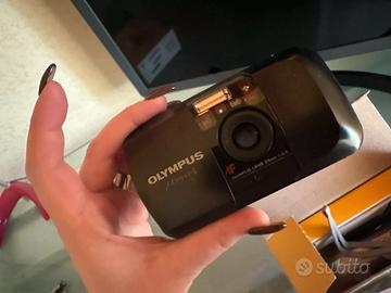 OLYMPUS [mju:]-1 mju 1 FOTOCAMERA COMPATTA 35mm