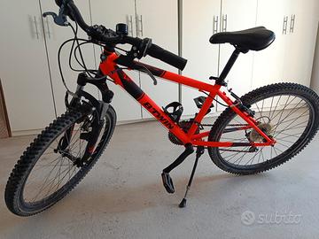 Mountain Bike B'TWIN Decathlon 24 - Cambio Shiman