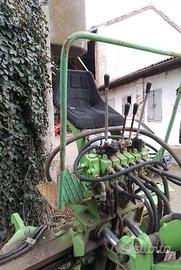 Escavatore telescopico posteriore merlo