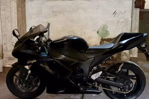 Kawasaki Ninja ZX6R