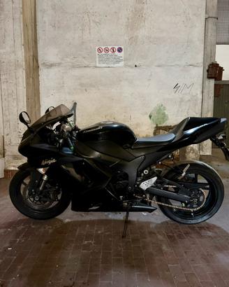 Kawasaki Ninja ZX6R