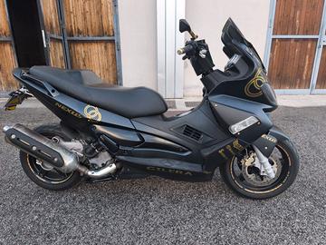 🚀 GILERA NEXUS 500 – Black & Gold Edition (2008)