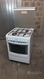 Cucina GRANDE a GAS forno a Corrente consegna BOLO