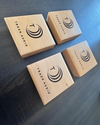 Track Audio Speaker Spikes e Isolation Cups