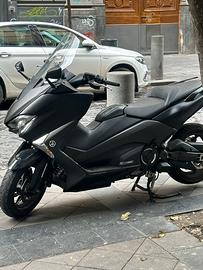 Yamaha T Max 530
