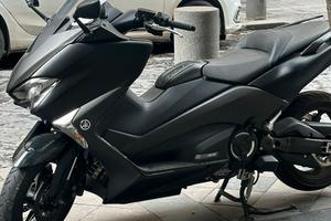 Yamaha T Max 530