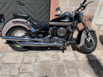 Moto Yamaha Drag star 650 classic