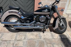 Moto Yamaha Drag star 650 classic