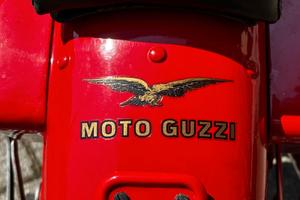 SPLENDIDA MOTO GUZZI AIRONE 250 SPORT